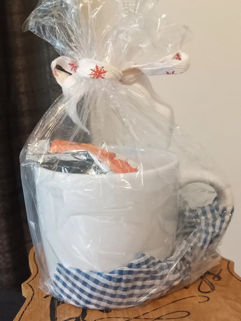 Holiday Snoopy Wreath Ceramic Mug - Festive Gift Set ~ Free Shipping! ☆